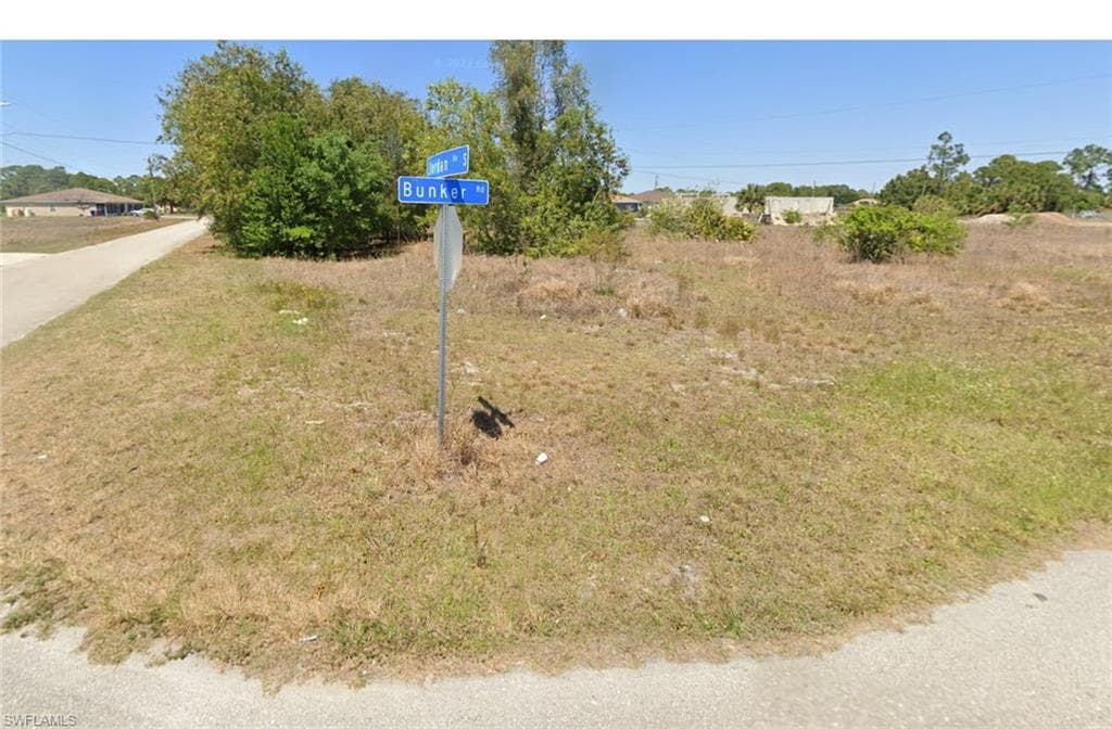 2220-2222 Bunker RD LEHIGH ACRES, FL 33973