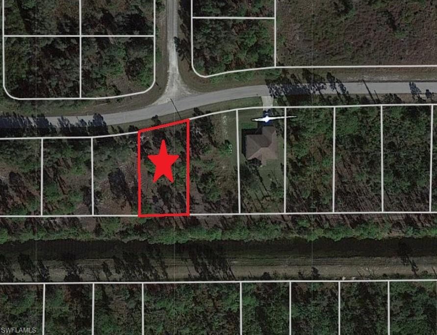 1048 Candlelight DR LEHIGH ACRES, FL 33974