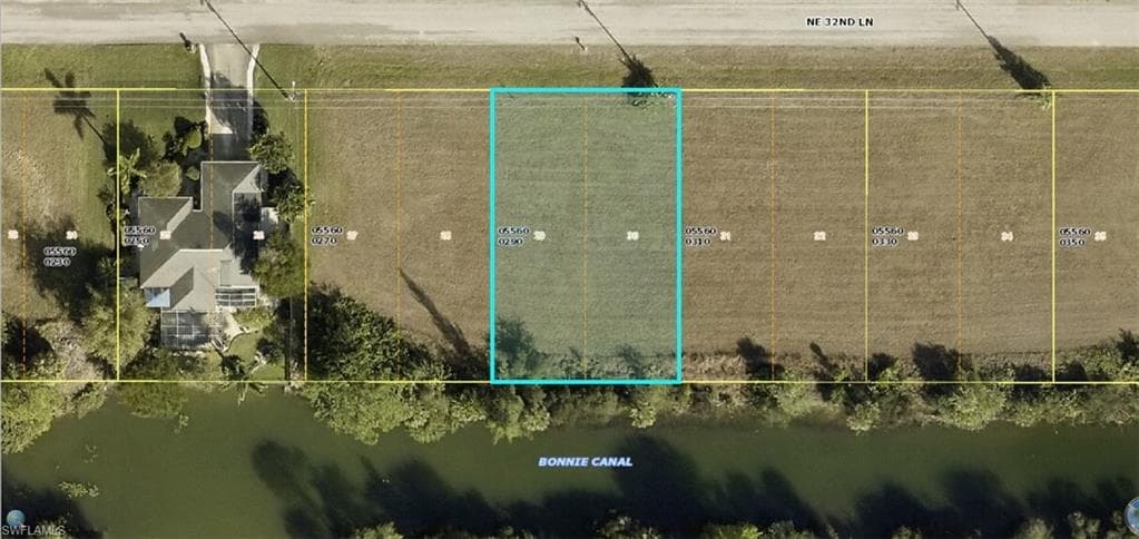 1104 NE 32nd LN CAPE CORAL, FL 33909