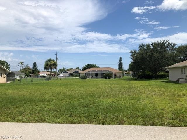 214 SW 38th TER CAPE CORAL, FL 33914