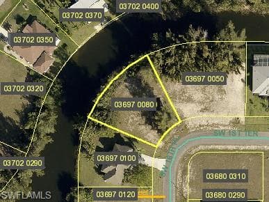 114 SW 16th PL CAPE CORAL, FL 33991