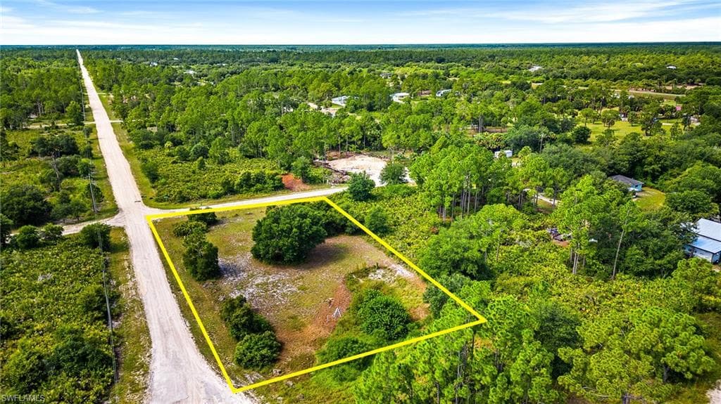 7716 23rd TER LABELLE, FL 33935