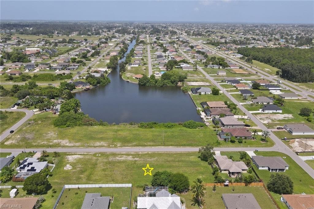 29 SW 9th AVE CAPE CORAL, FL 33991