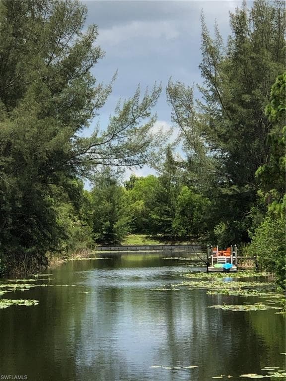 2827 5th PL CAPE CORAL, FL 33909