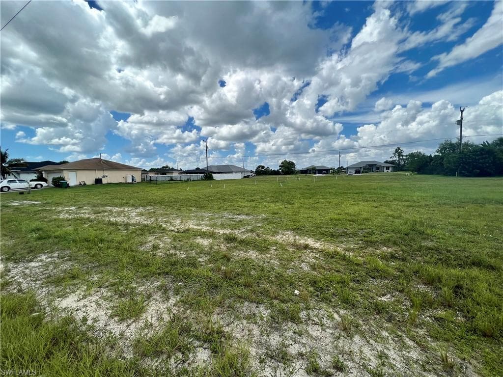 615 Tropicana W CAPE CORAL, FL 33993