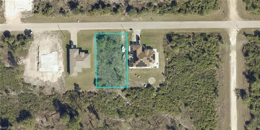 2907 24th ST W LEHIGH ACRES, FL 33971