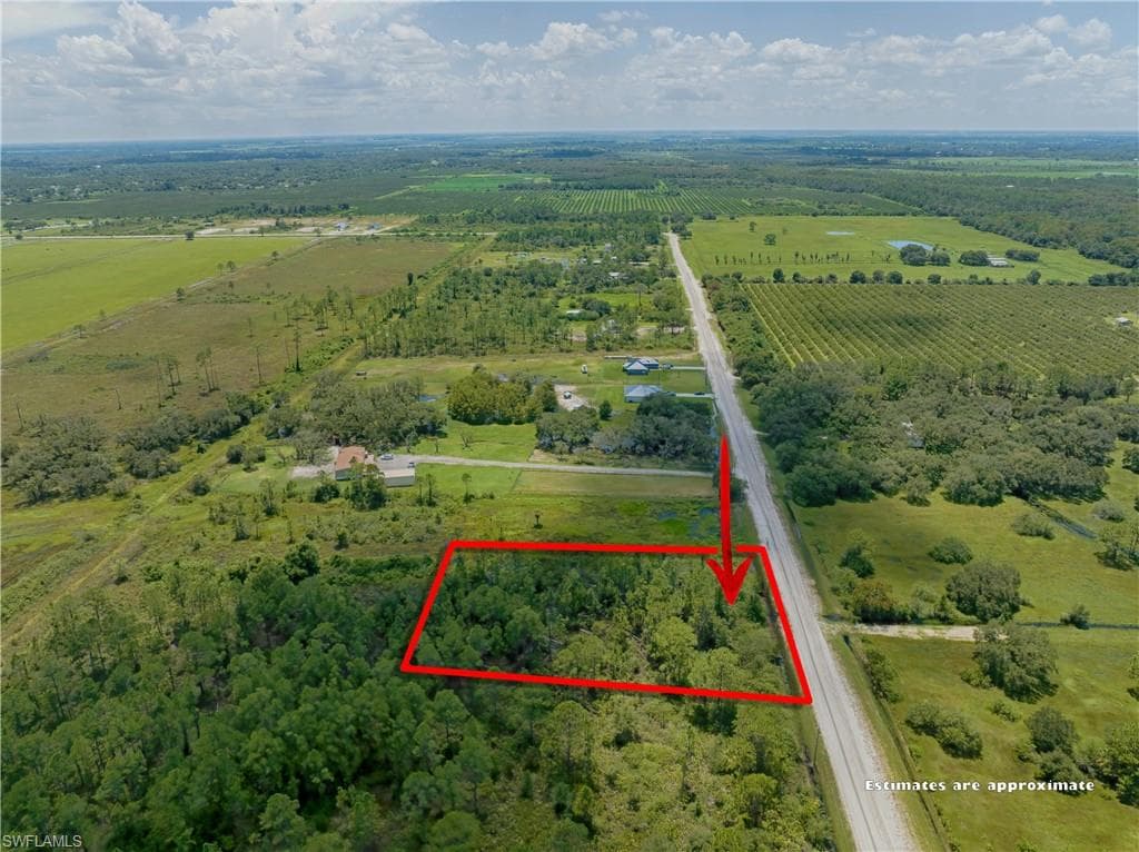3370 Fernwood LN LABELLE, FL 33935