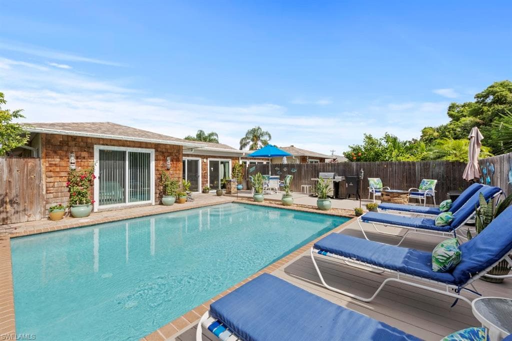 1225 24th AVE A/B CAPE CORAL, FL 33990