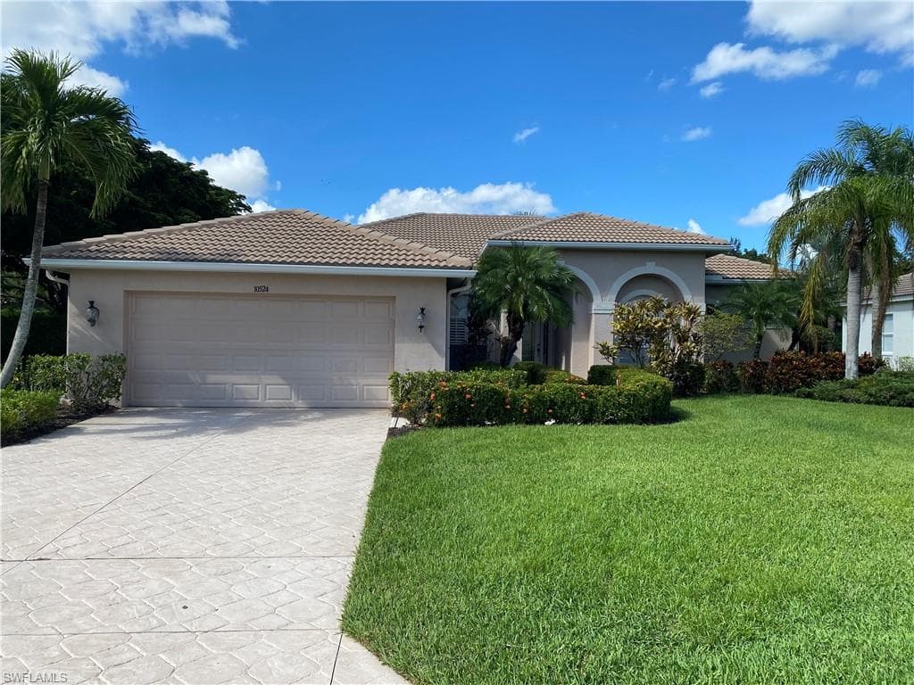 10524 Wine Palm RD FORT MYERS, FL 33966
