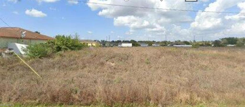 3806 4th ST SW LEHIGH ACRES, FL 33976