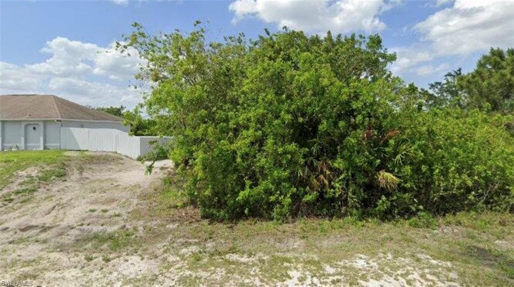 846 Hoosier ST E LEHIGH ACRES, FL 33974
