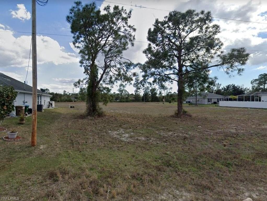 2134 NE 34th ST CAPE CORAL, FL 33909
