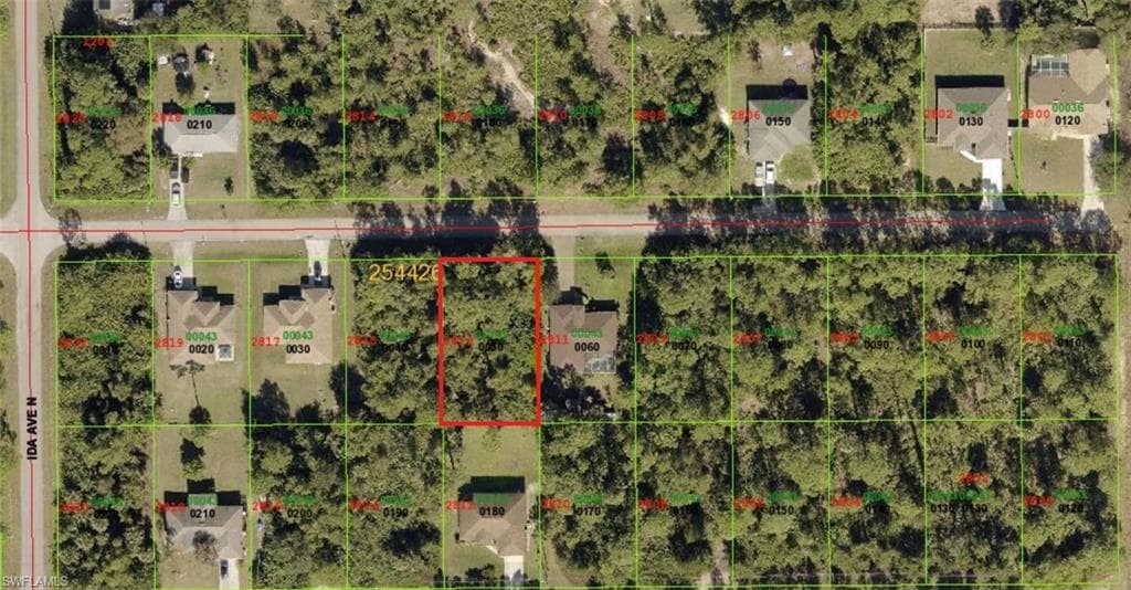 2813 12th ST W LEHIGH ACRES, FL 33971