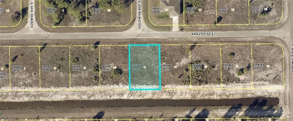 850 Brazos ST E LEHIGH ACRES, FL 33974