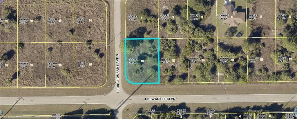 837 Milwaukee BLVD LEHIGH ACRES, FL 33974