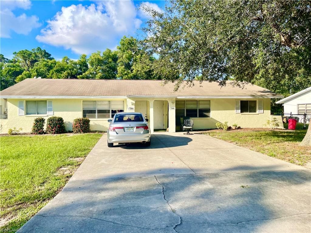 7201-7205 Barragan RD FORT MYERS, FL 33967