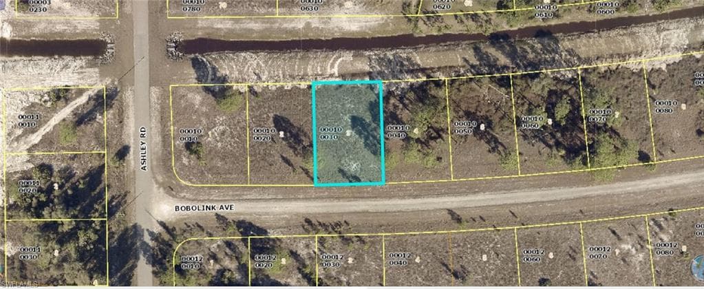 741 Bobolink AVE LEHIGH ACRES, FL 33974