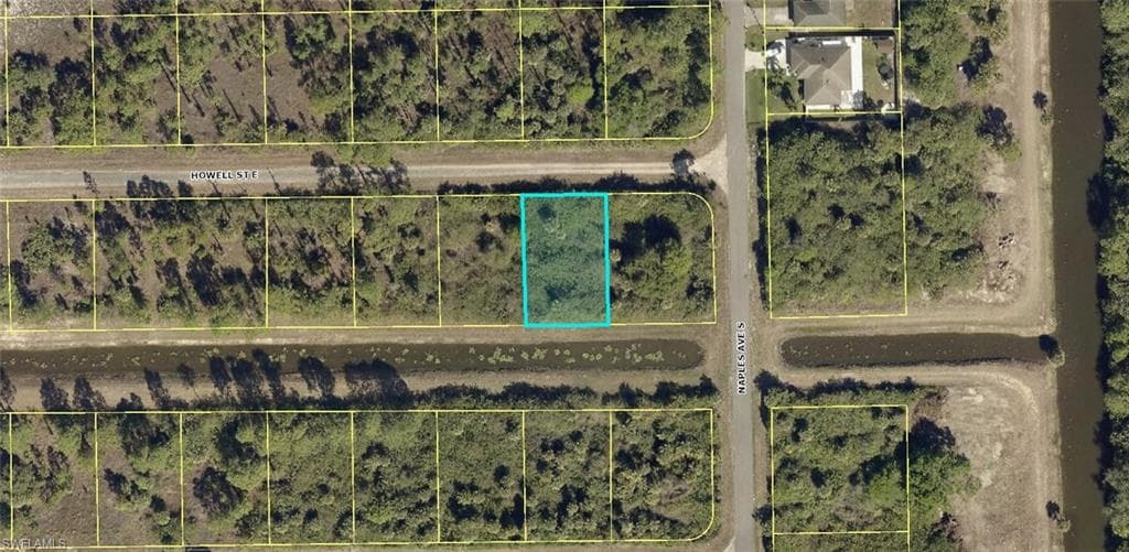 1250 Howell ST E LEHIGH ACRES, FL 33974