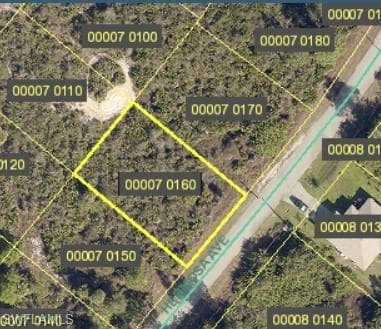 330 Hermosa AVE LEHIGH ACRES, FL 33974