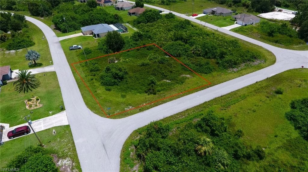 347 Pinafore AVE LEHIGH ACRES, FL 33974