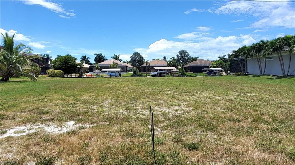 1524 SW 57th ST CAPE CORAL, FL 33914