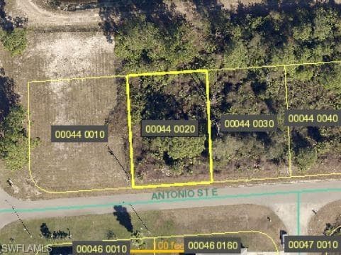 1203 Antonio ST E LEHIGH ACRES, FL 33974
