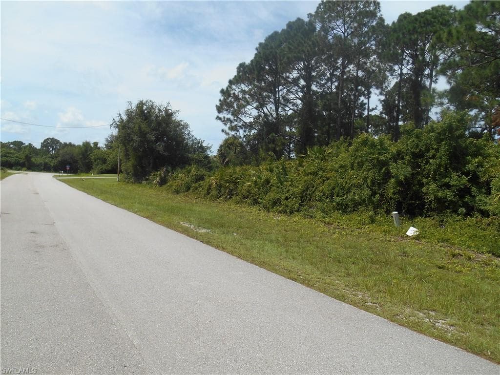 361 Pembroke ST LEHIGH ACRES, FL 33974