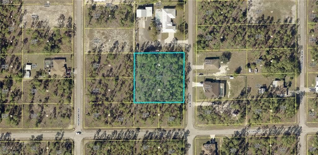 1403 North AVE LEHIGH ACRES, FL 33972