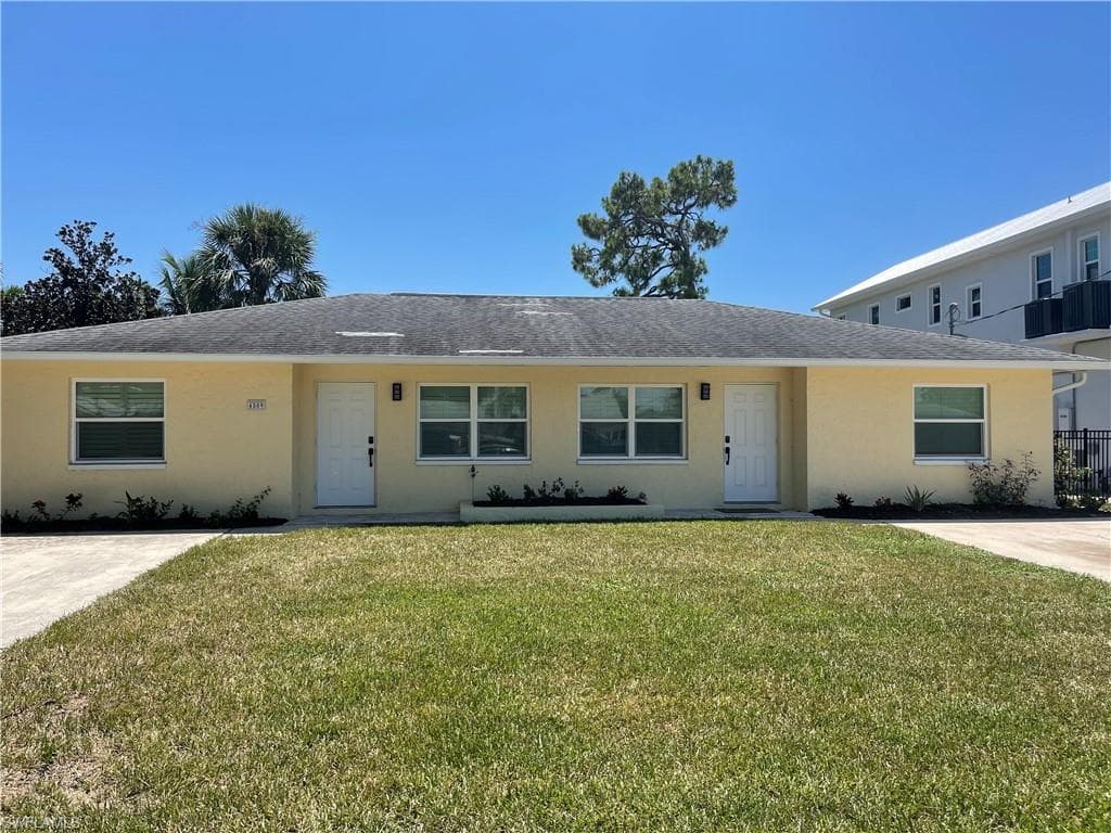 4809-4811 Regal DR 4811 BONITA SPRINGS, FL 34134