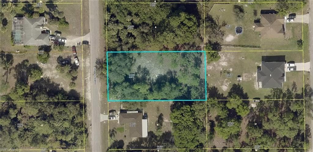 610 Hamilton AVE LEHIGH ACRES, FL 33972