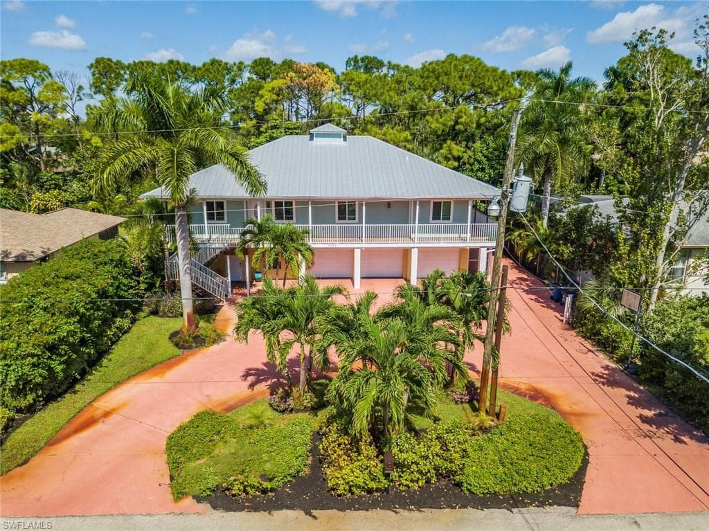 4060 Rita LN BONITA SPRINGS, FL 34134