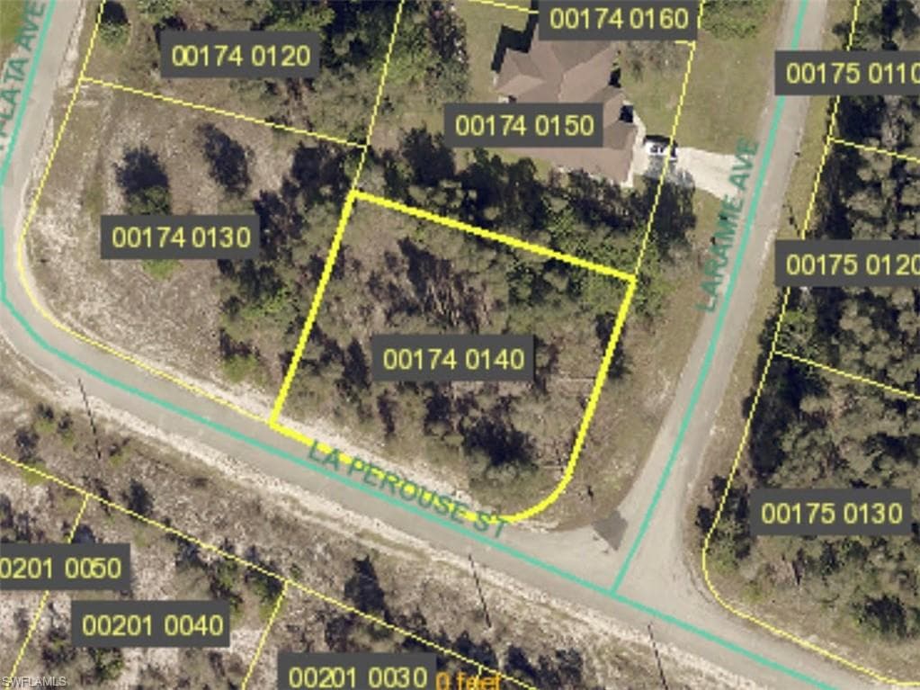 806 Hoosier ST E LEHIGH ACRES, FL 33974