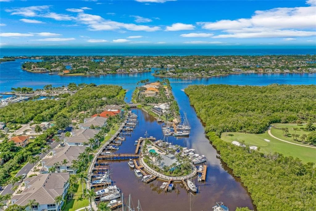1777 Gulfstar DR S NAPLES, FL 34112