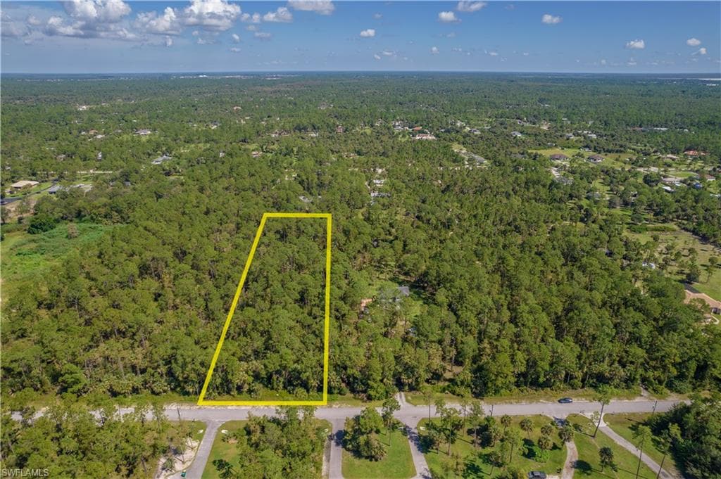 2nd AVE NAPLES, FL 34120