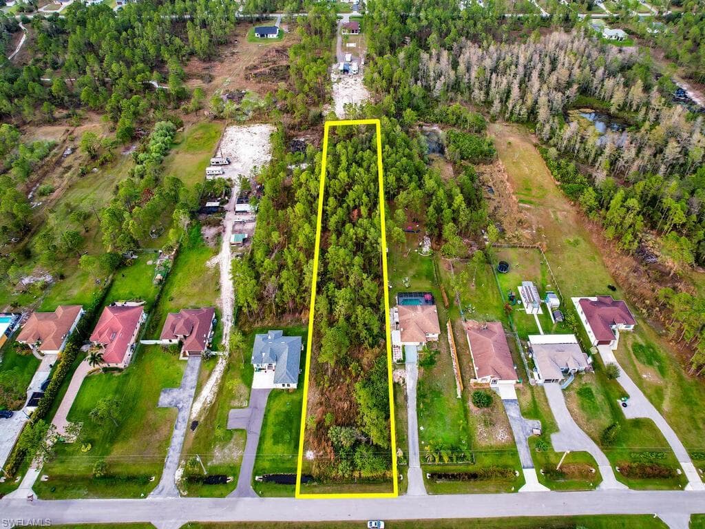 43rd AVE NE NAPLES, FL 34120