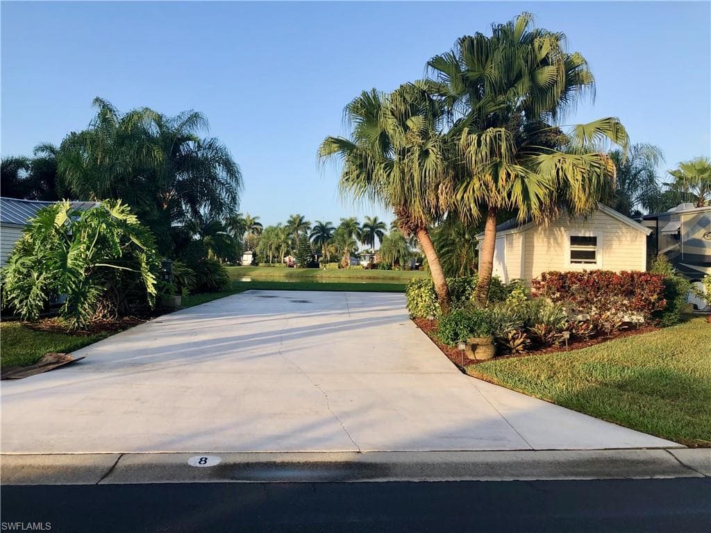 Lot 8   3023 E Riverbend Resort BLVD LABELLE, FL 33935