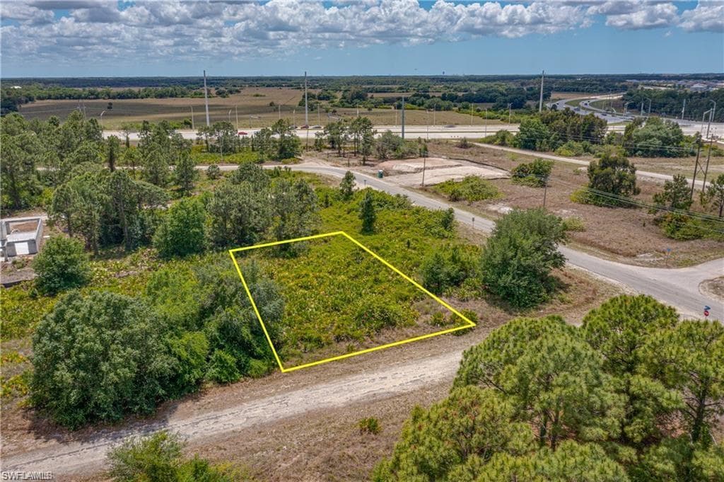 4305 32nd ST SW LEHIGH ACRES, FL 33976