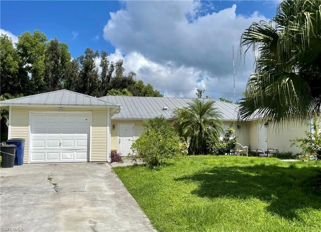 5490-5492 Thomas ST BOKEELIA, FL 33922