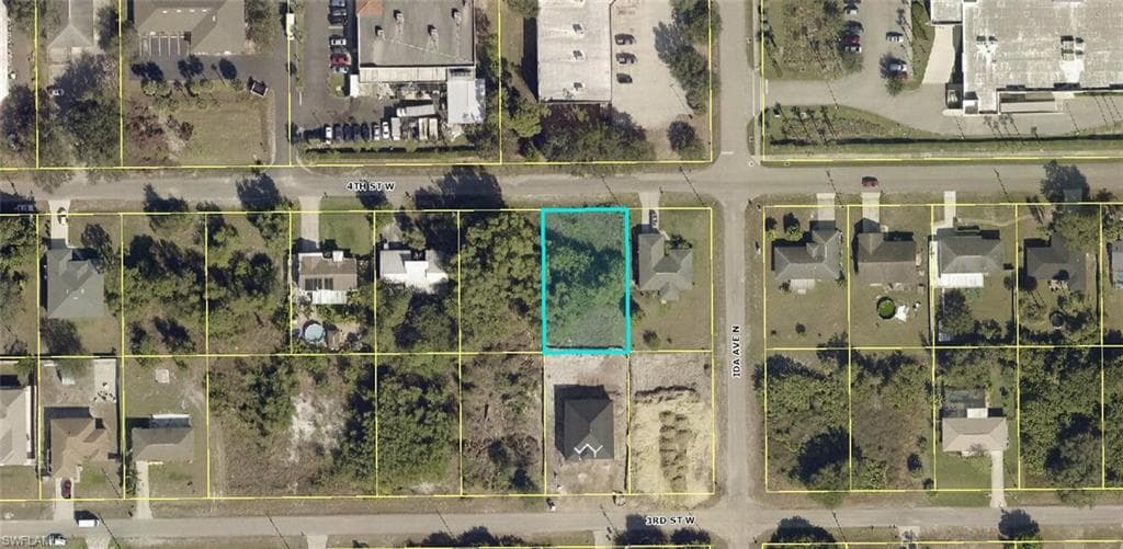 2903 4th ST W LEHIGH ACRES, FL 33971