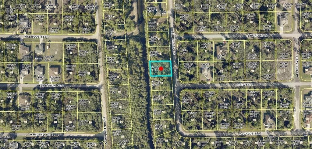 240 Aurora AVE S LEHIGH ACRES, FL 33974
