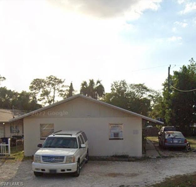5454-5456 10th AVE FORT MYERS, FL 33907
