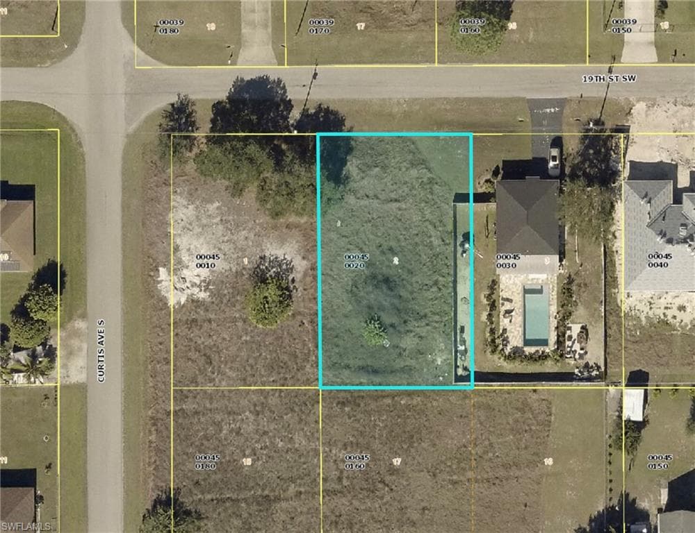 4015 19th ST SW LEHIGH ACRES, FL 33976