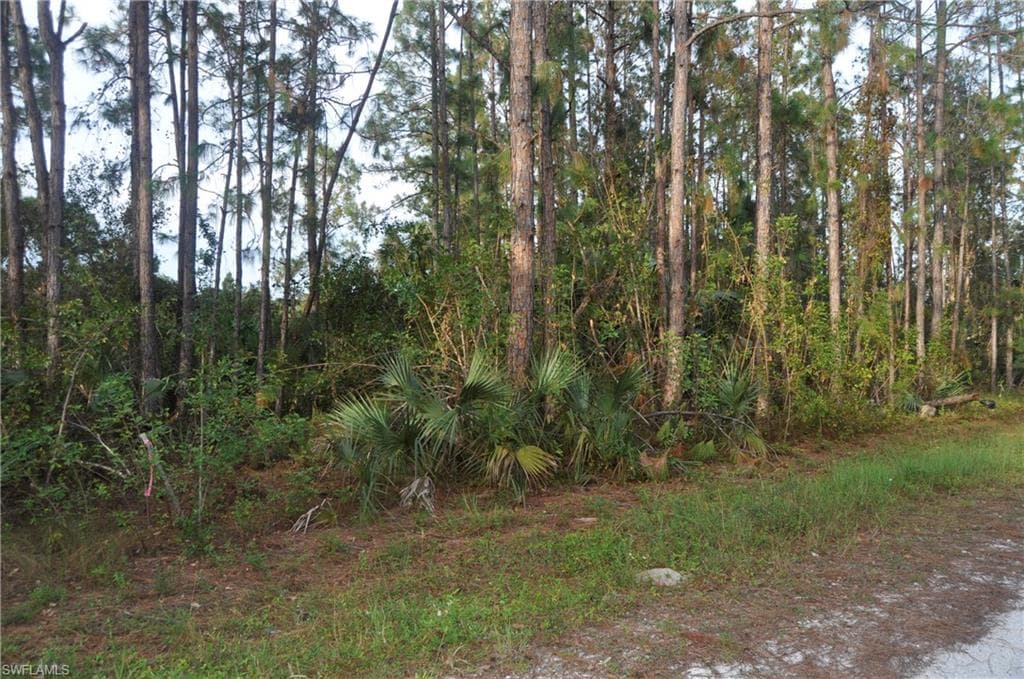 2760 27th ST W LEHIGH ACRES, FL 33971