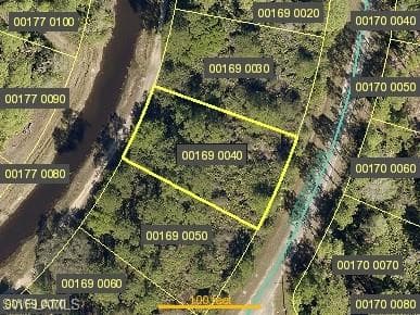 1949 Roderick LN LEHIGH ACRES, FL 33972