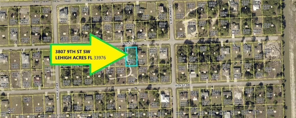 3807 9th ST SW LEHIGH ACRES, FL 33976