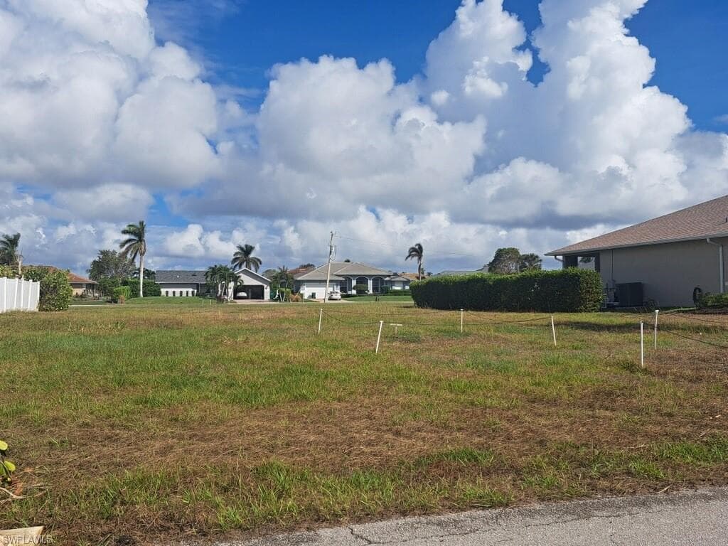 321 Regatta ST MARCO ISLAND, FL 34145