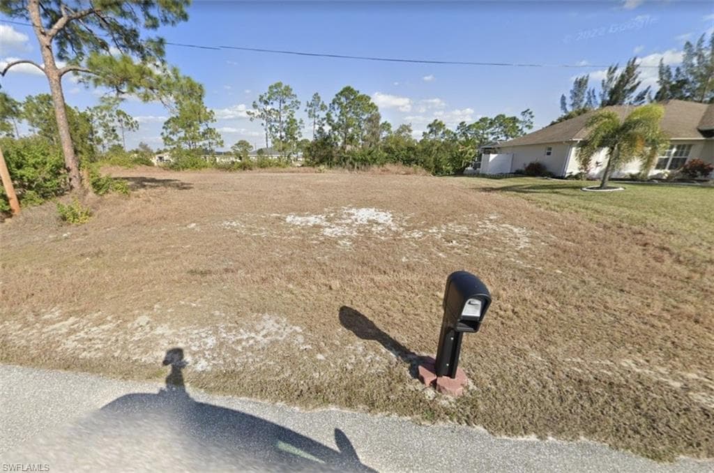 2533 NW 19th AVE CAPE CORAL, FL 33993
