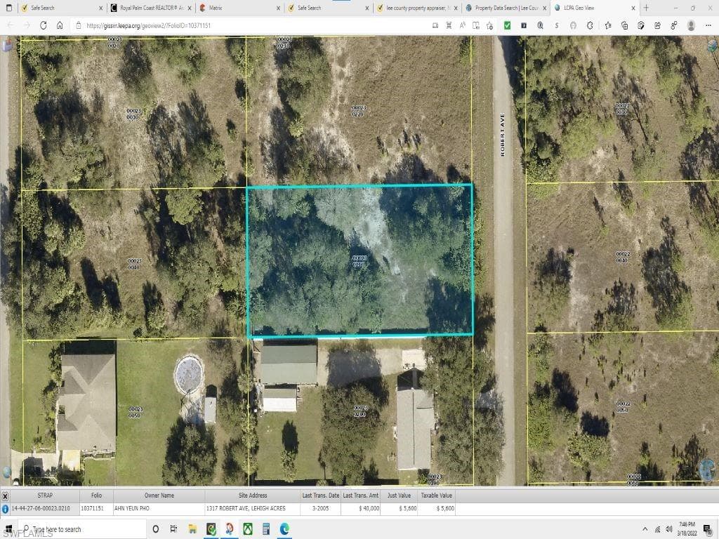 1317 ROBERT AVE LEHIGH ACRES, FL 33972