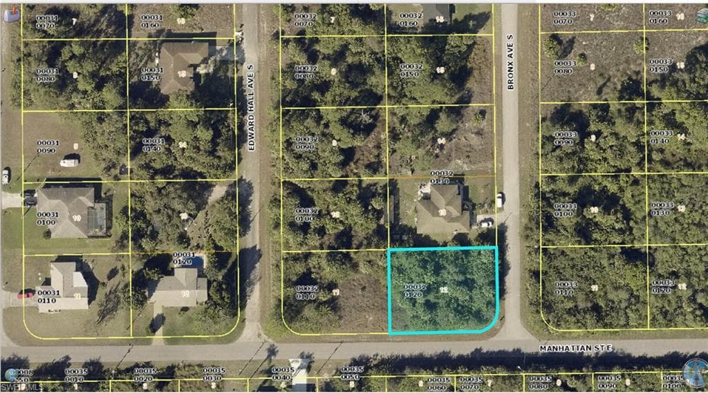 530 Bronx AVE LEHIGH ACRES, FL 33974