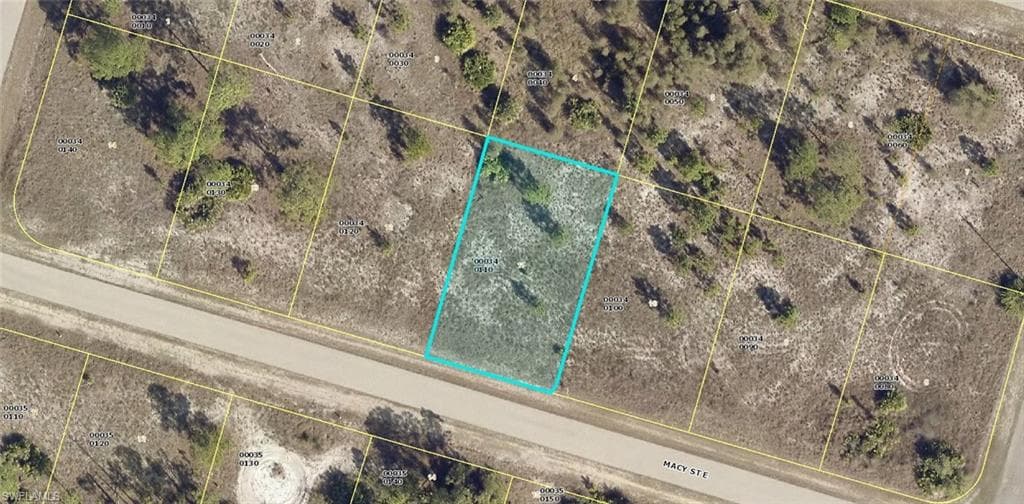 939 Macy ST E LEHIGH ACRES, FL 33974